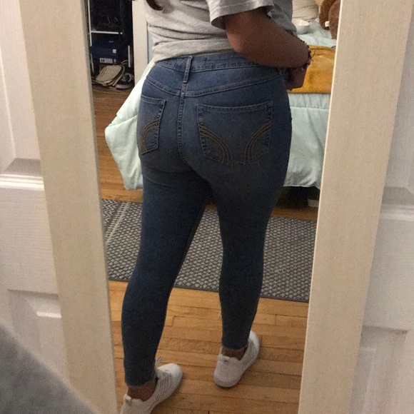 Hollister Crop Lace Jeans 👖💞💝🍂🍁 - Picture 2 of 4